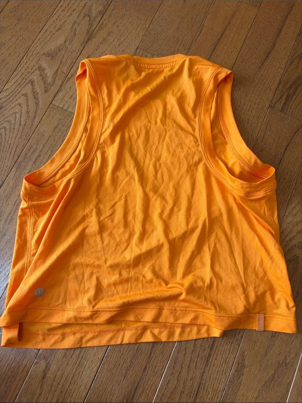 Lululemon light weight tank - Picture 2 of 2